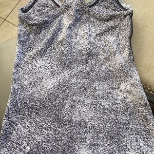 Lululemon top size 2